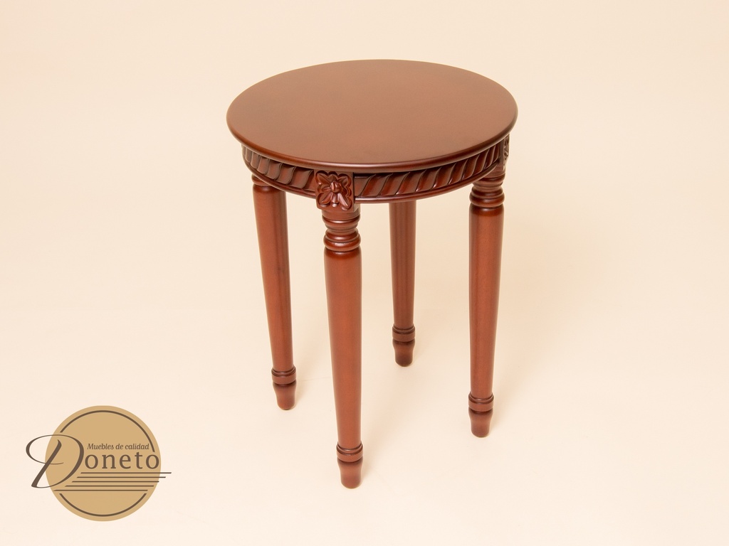 Mesa Luis XVI lateral de recibidor